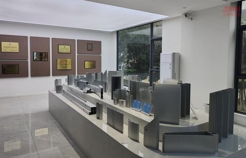 鋁擠壓行業(yè)高端化發(fā)展 四川三星新材料科技與SMM交流技術(shù)開(kāi)發(fā)與產(chǎn)業(yè)升級(jí)